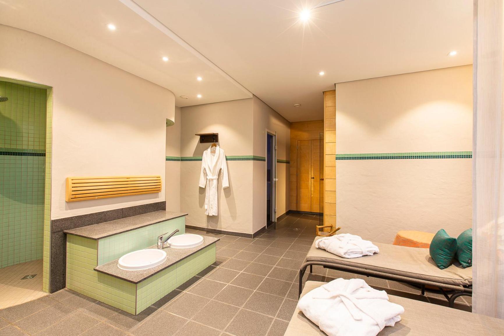 Hotel Scheffelhoehe Μπρούχσαλ Εξωτερικό φωτογραφία