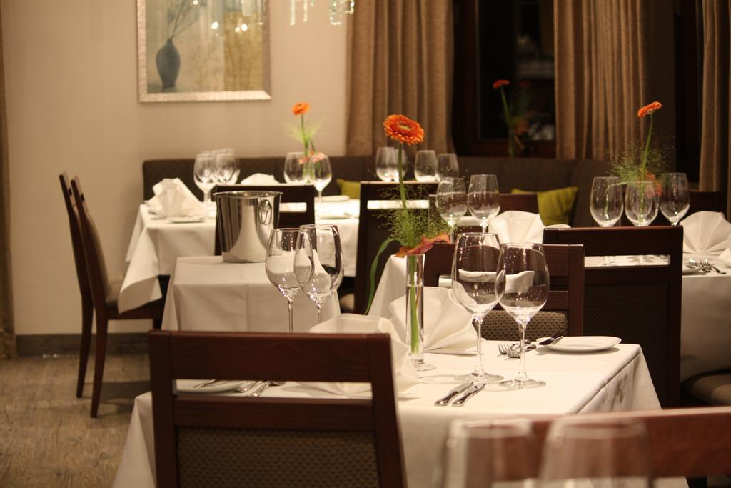 Hotel Scheffelhoehe Μπρούχσαλ Εξωτερικό φωτογραφία
