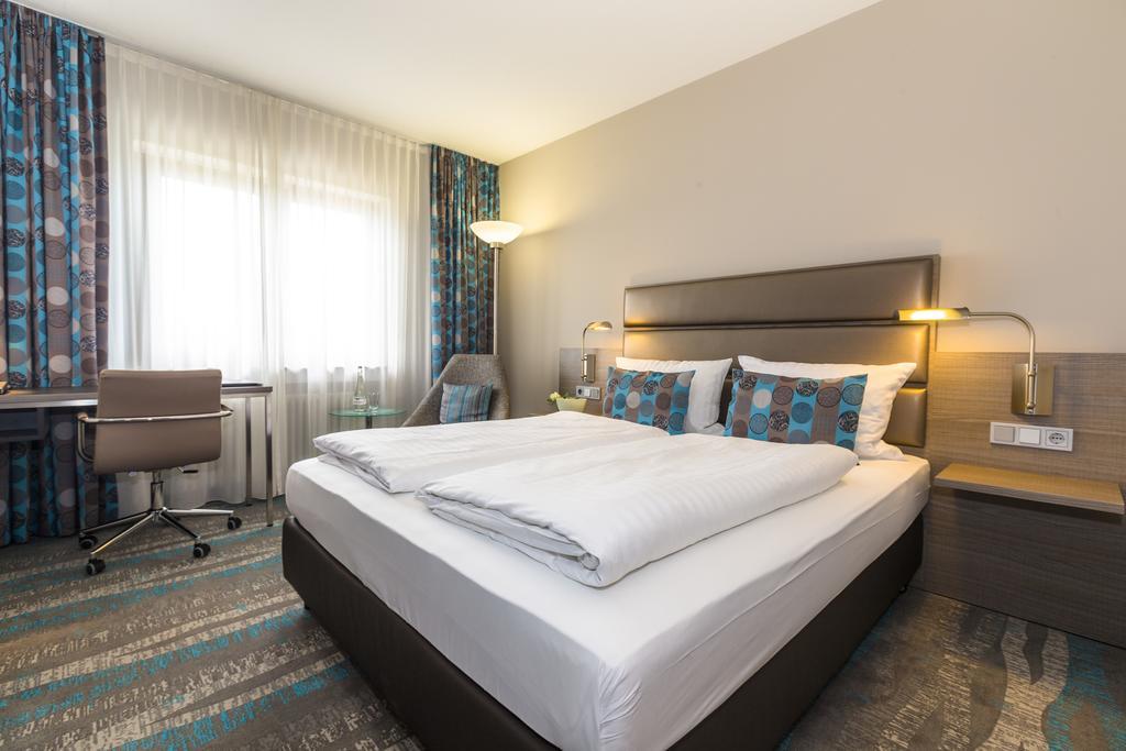 Hotel Scheffelhoehe Μπρούχσαλ Εξωτερικό φωτογραφία